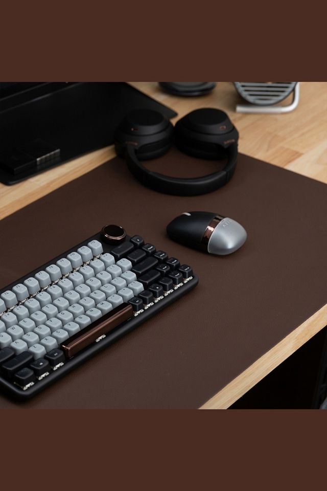 Azio IZO Wireless Mouse #1
