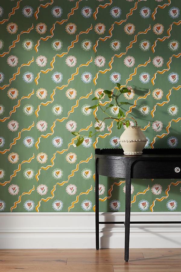 Ottoline Belgravia Tulips Wallpaper In Green