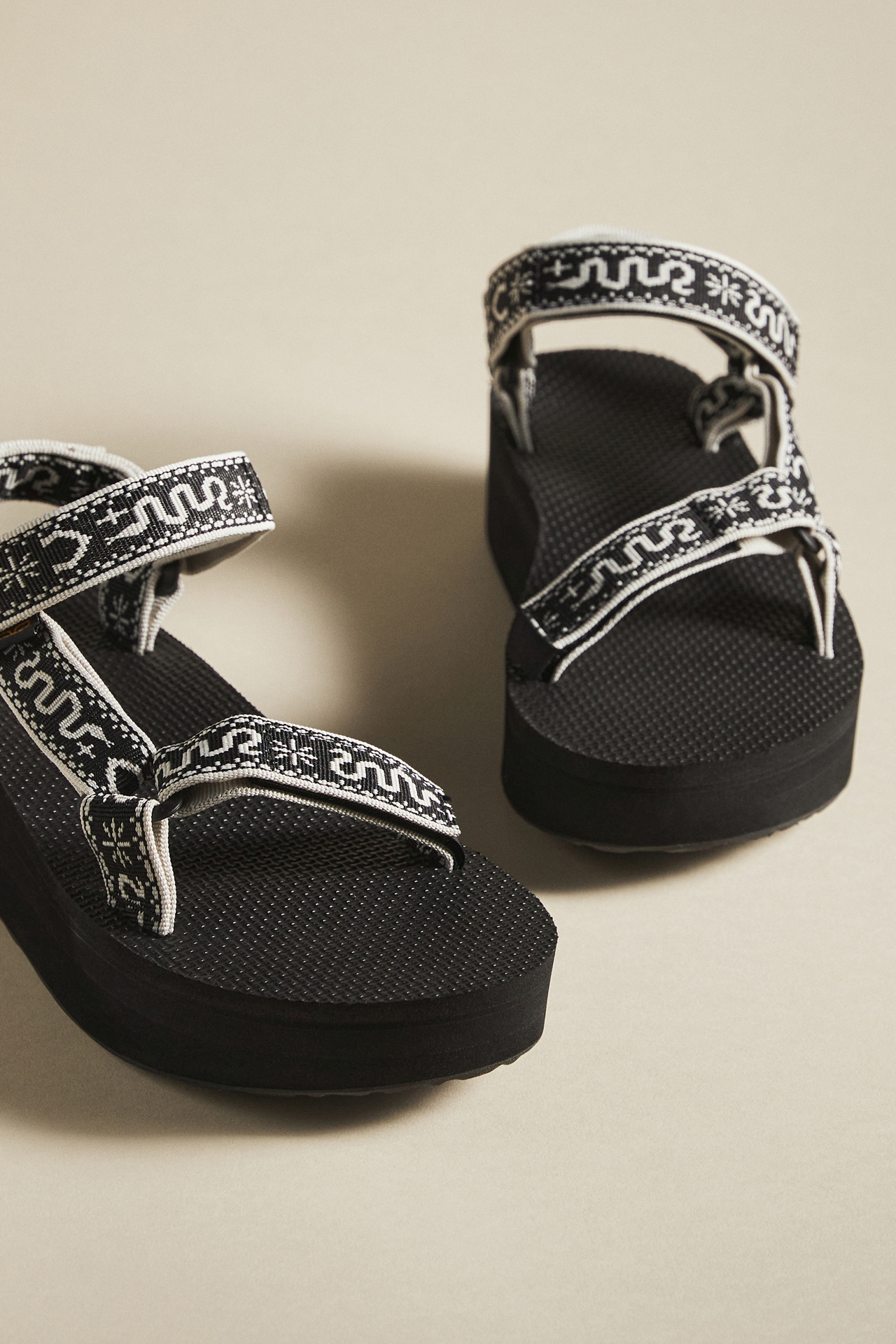 Teva Flatform Universal Sandals