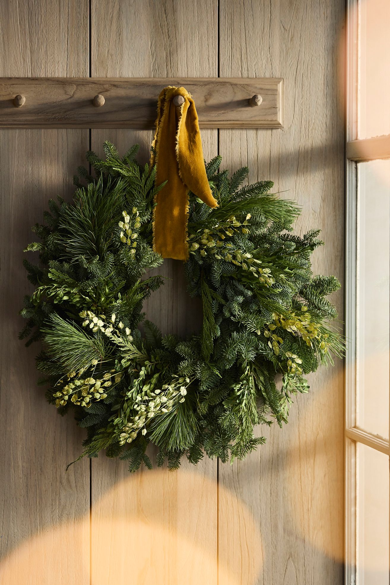 Fresh Noble Fir + Boxwood Wreath - Multi, Standard, One Size