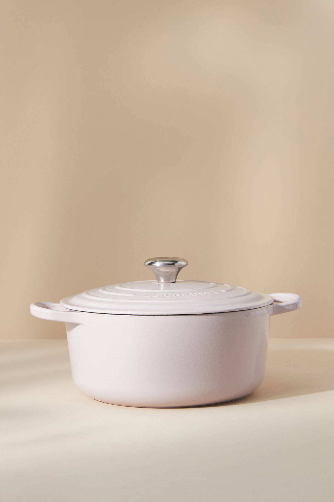 Le Creuset 5.5 QT Round Dutch Oven - Shallot, One Size