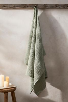 Waffle Weave Bath Towel