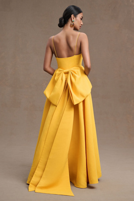 Sachin & Babi Hadley V-neck Back-bow Empire Gown In Yellow