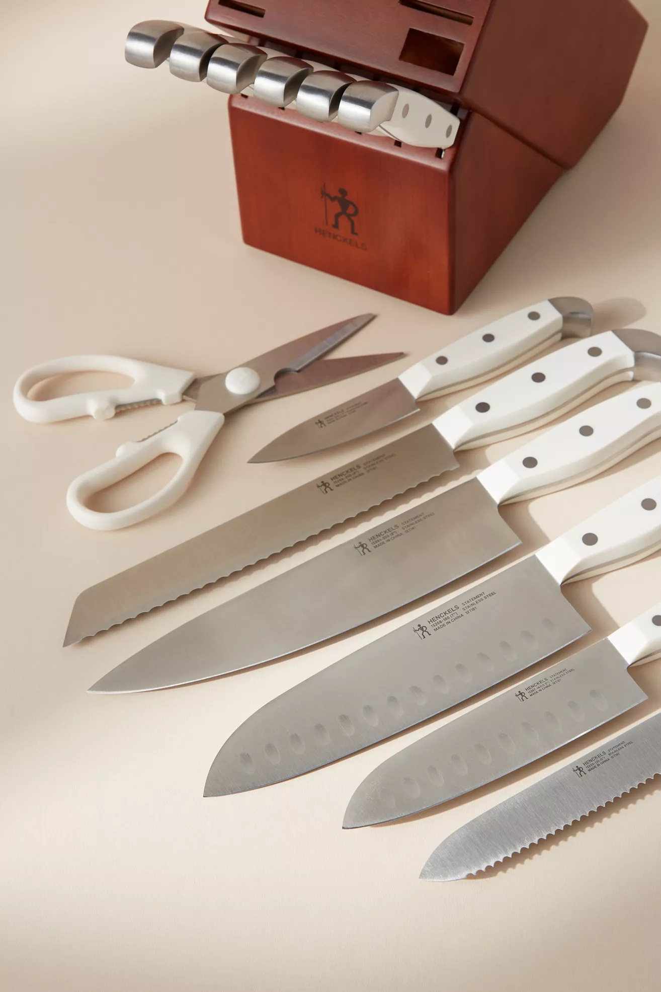Zwilling Henckels Statement 15-Piece Knife Block Set - thumbnail 2
