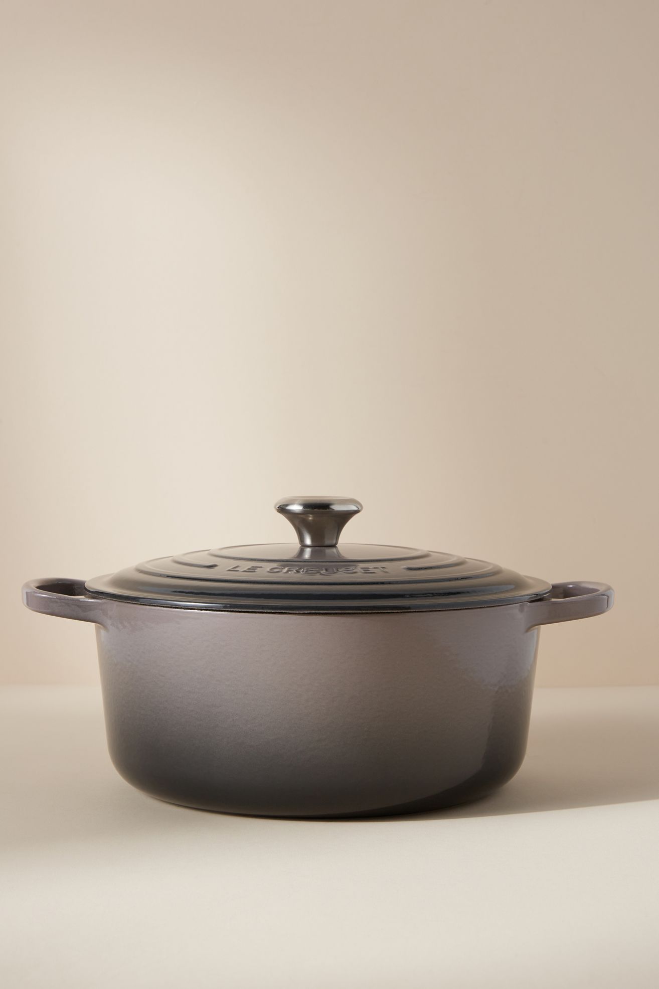 Le Creuset 7.25 QT Round Dutch Oven - Oyster, Standard, One Size