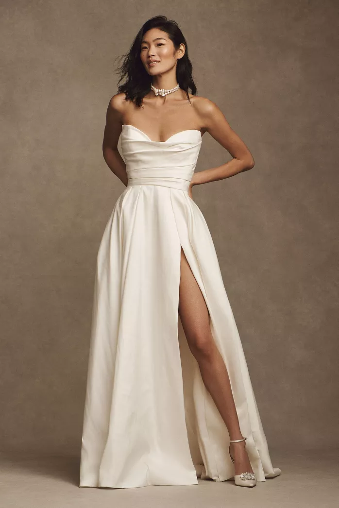 Best Places to Buy a Wedding Dress Online