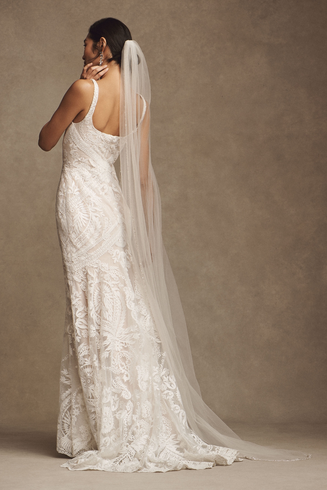 Wtoo by Watters Valette Square-Neck Lace Wedding Gown