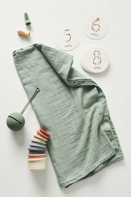 Mushie Newborn Gift Set