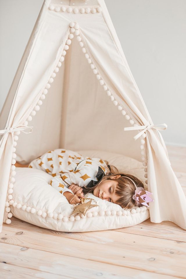 Floor pillow outlet for teepee tent