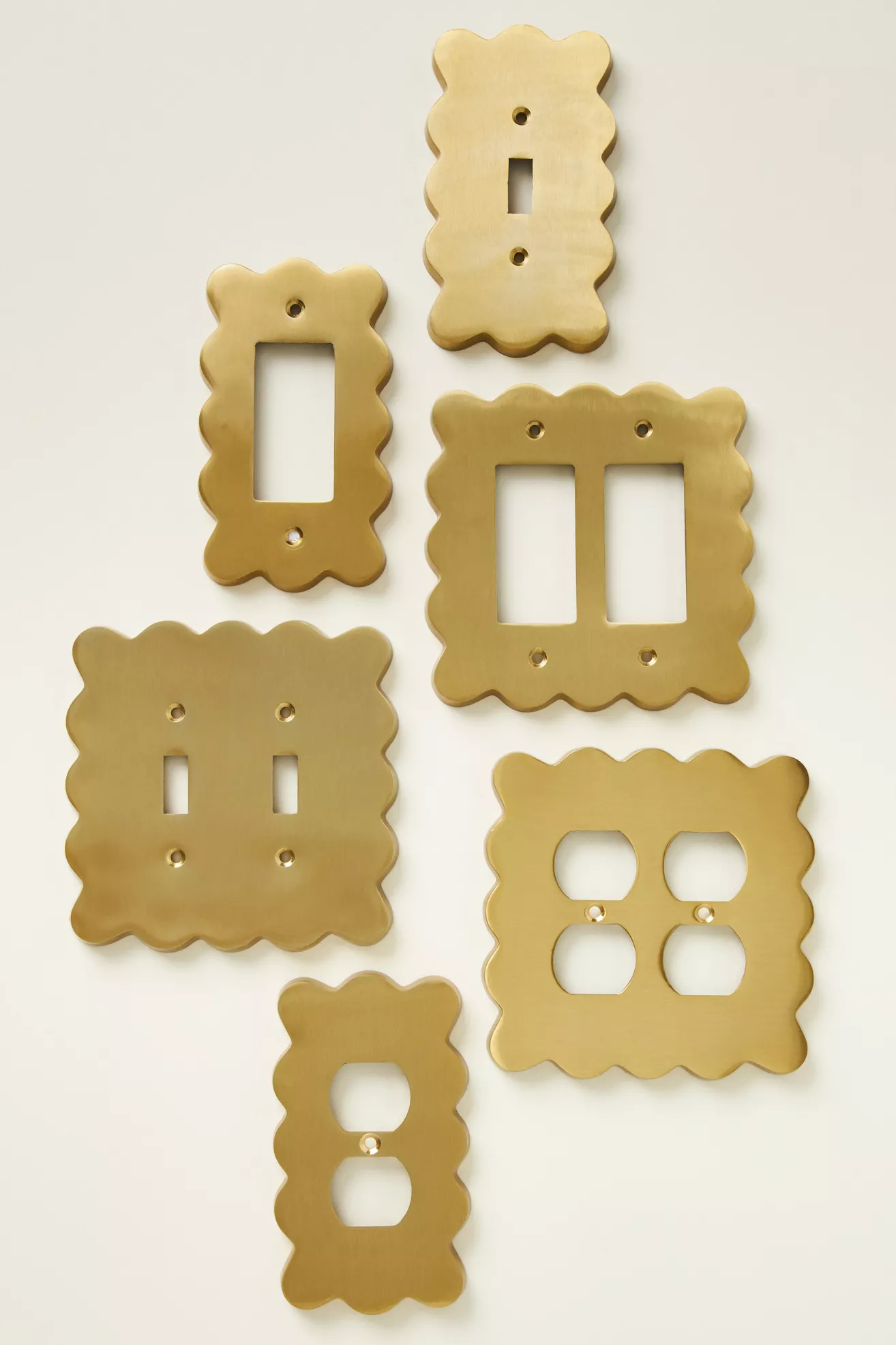 Wiggle Scalloped Switch Plate - thumbnail 2