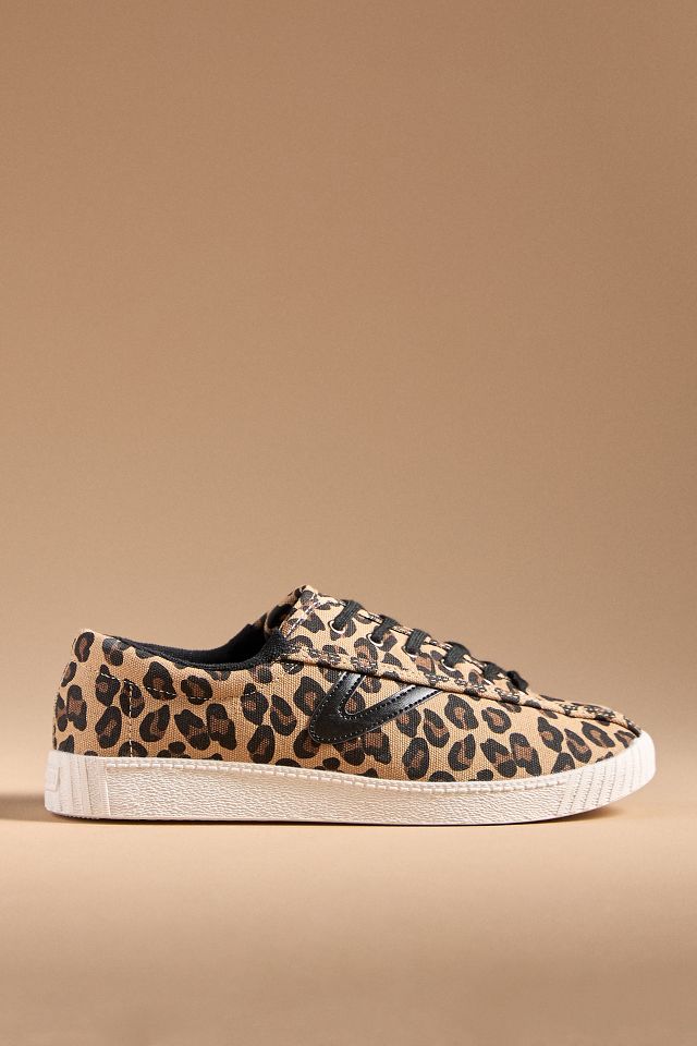 Animal print tretorn shop