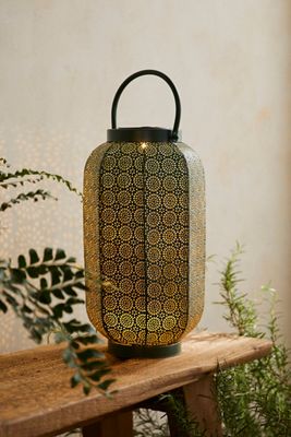 Perforated Solar Lamp with Handle