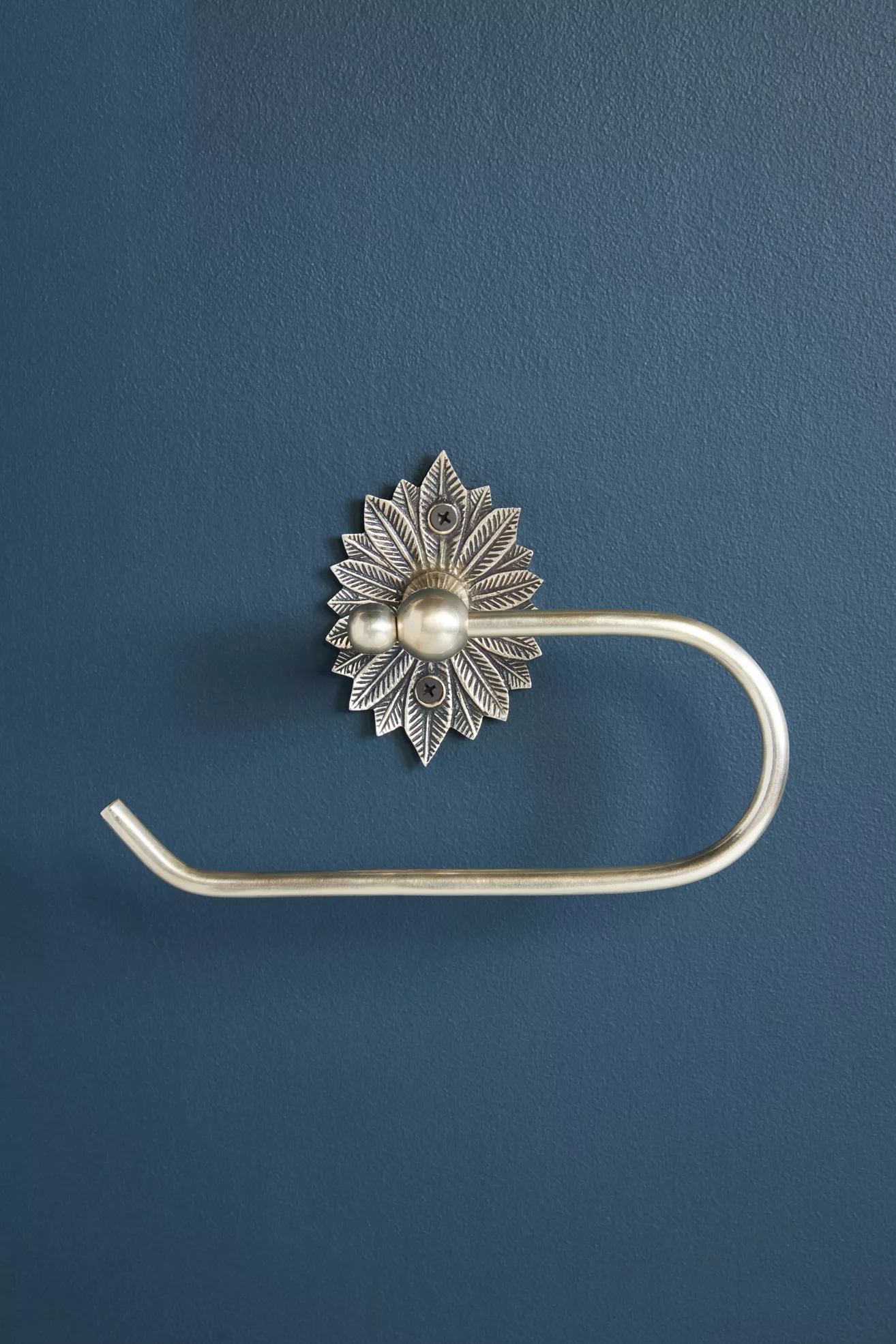 Demeter Feather Toilet Paper Holder