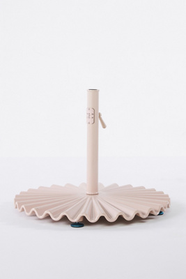 Business & Pleasure The Clamshell Umbrella Base In Pink