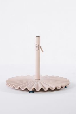 Business & Pleasure Co. The Clamshell Umbrella Base