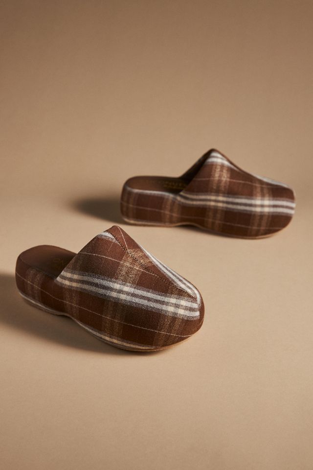 Coconuts by Matisse Bubble Clogs #1