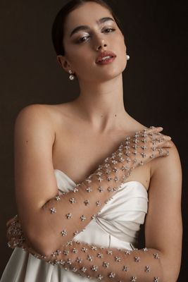 Enaura Embellished Fingerless Gloves
