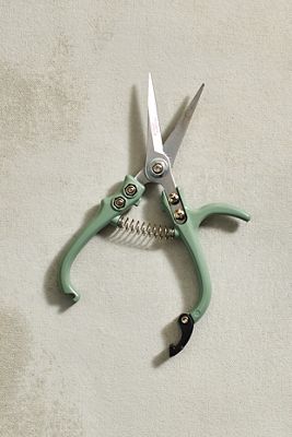 Pruning Snips