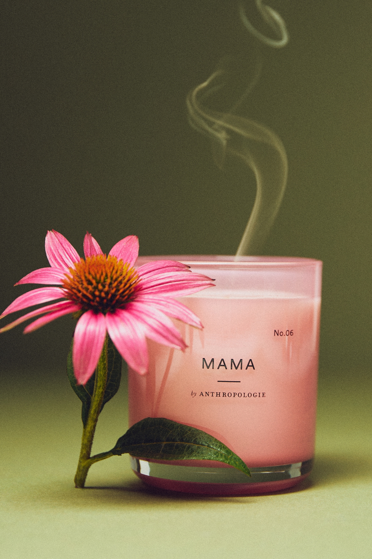 Nostalgia Floral Mama Glass Candle