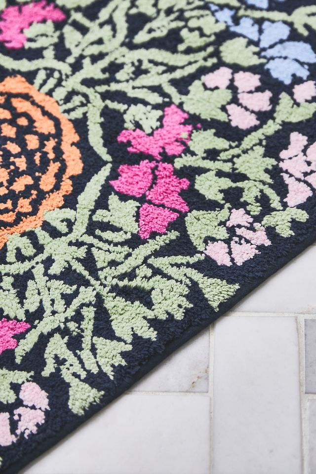 Ellen Merchant Tufted Bath Mat #1
