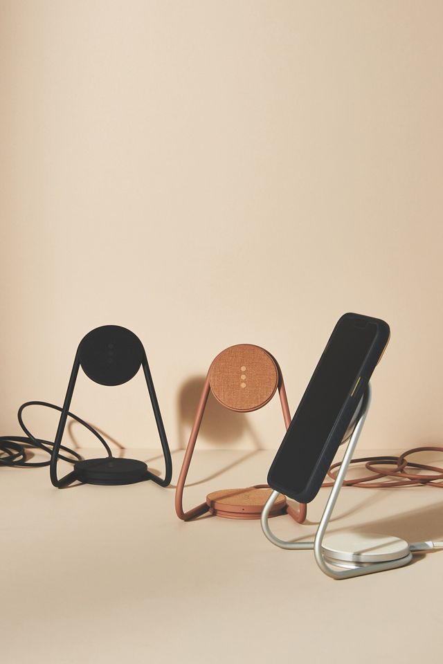 Courant MAG:2 Essentials Charger #1