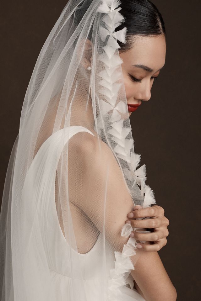 A.B. Ellie Tufts Chapel Veil | Anthropologie display picture 2