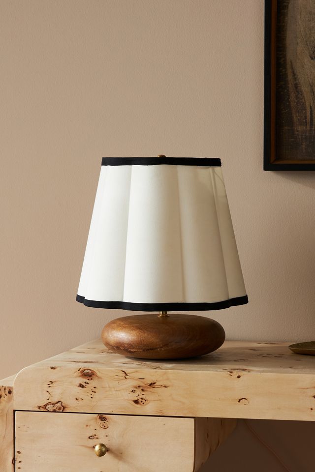 Sophie Scalloped Lamp Shade #1