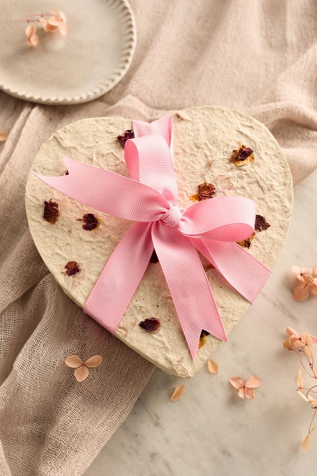 Valentines Day Chocolates, 14 Pieces #1