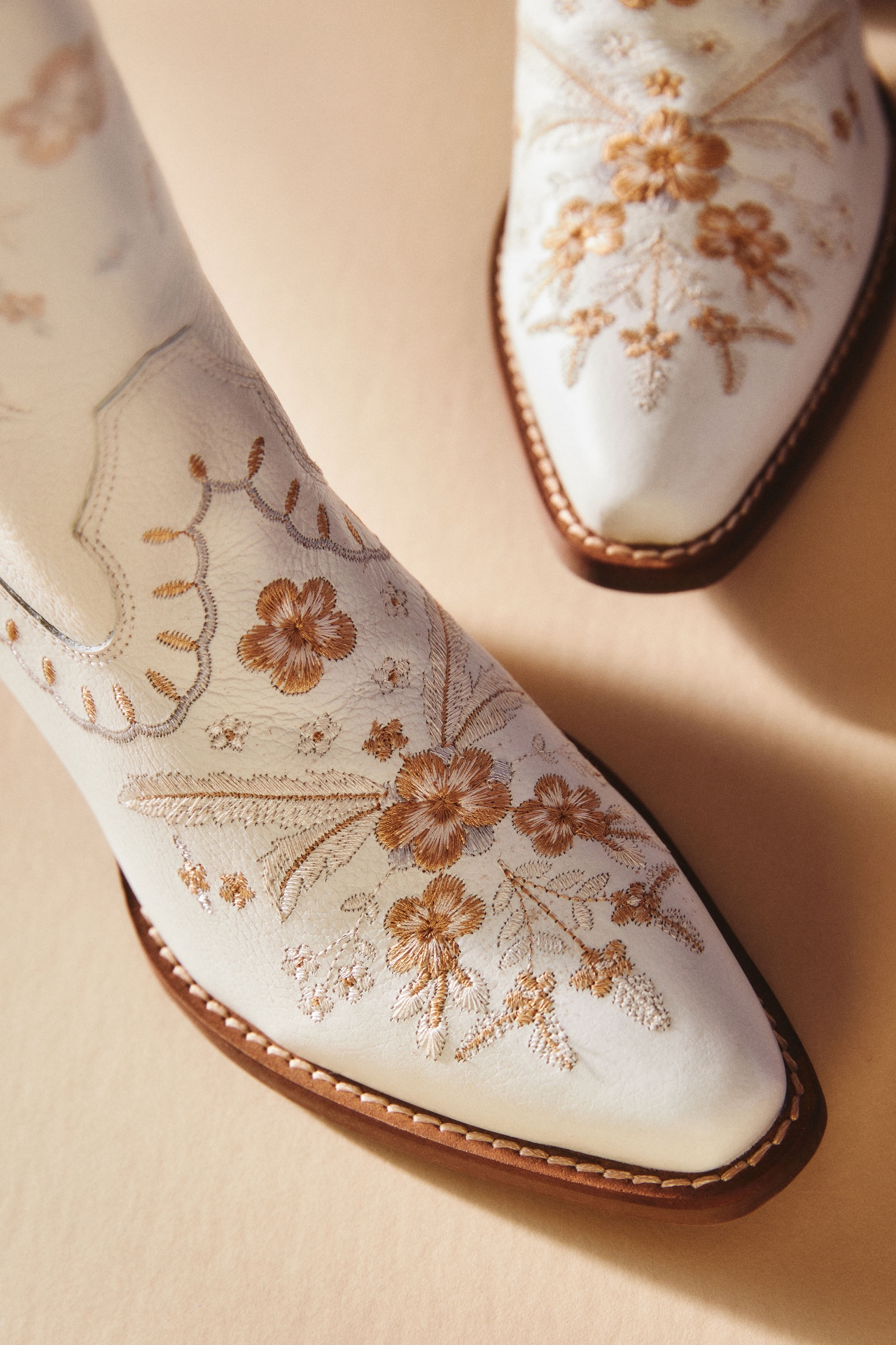 Dingo 1969 Full Bloom Leather Cowboy Boots