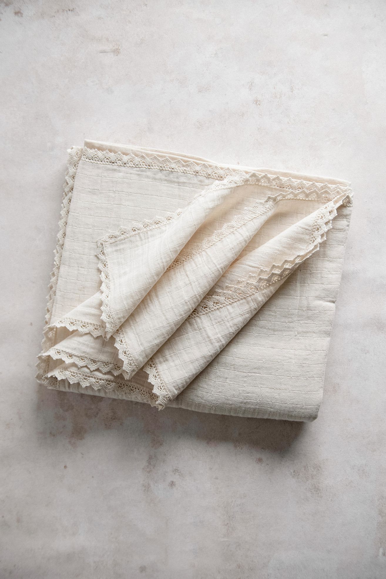 Roan Iris Pointelle Lace Tablecloth - Neutral, One Size