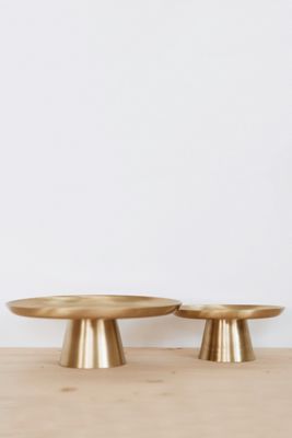 Roan Iris Brass Cake Stand