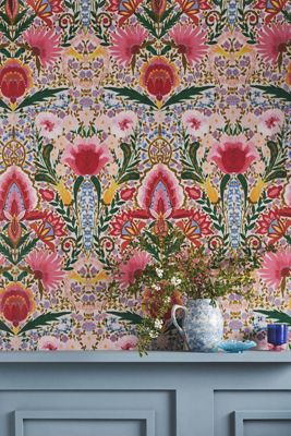 MINDTHEGAP Susie Q Floral Wallpaper