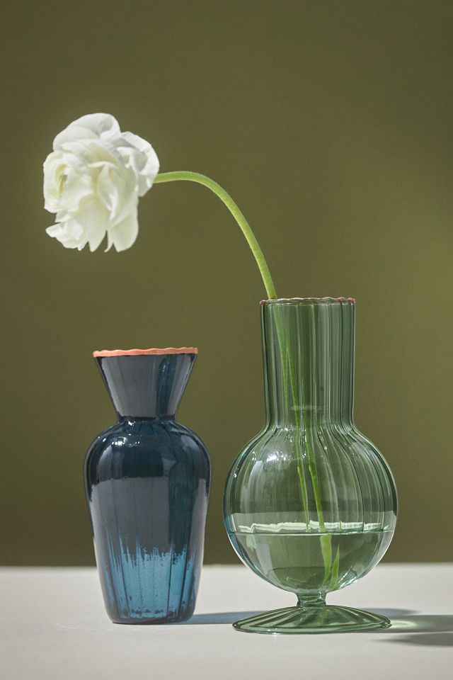 Jocelyn Bud Vase #1