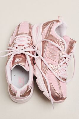 New Balance 530 Sneakers