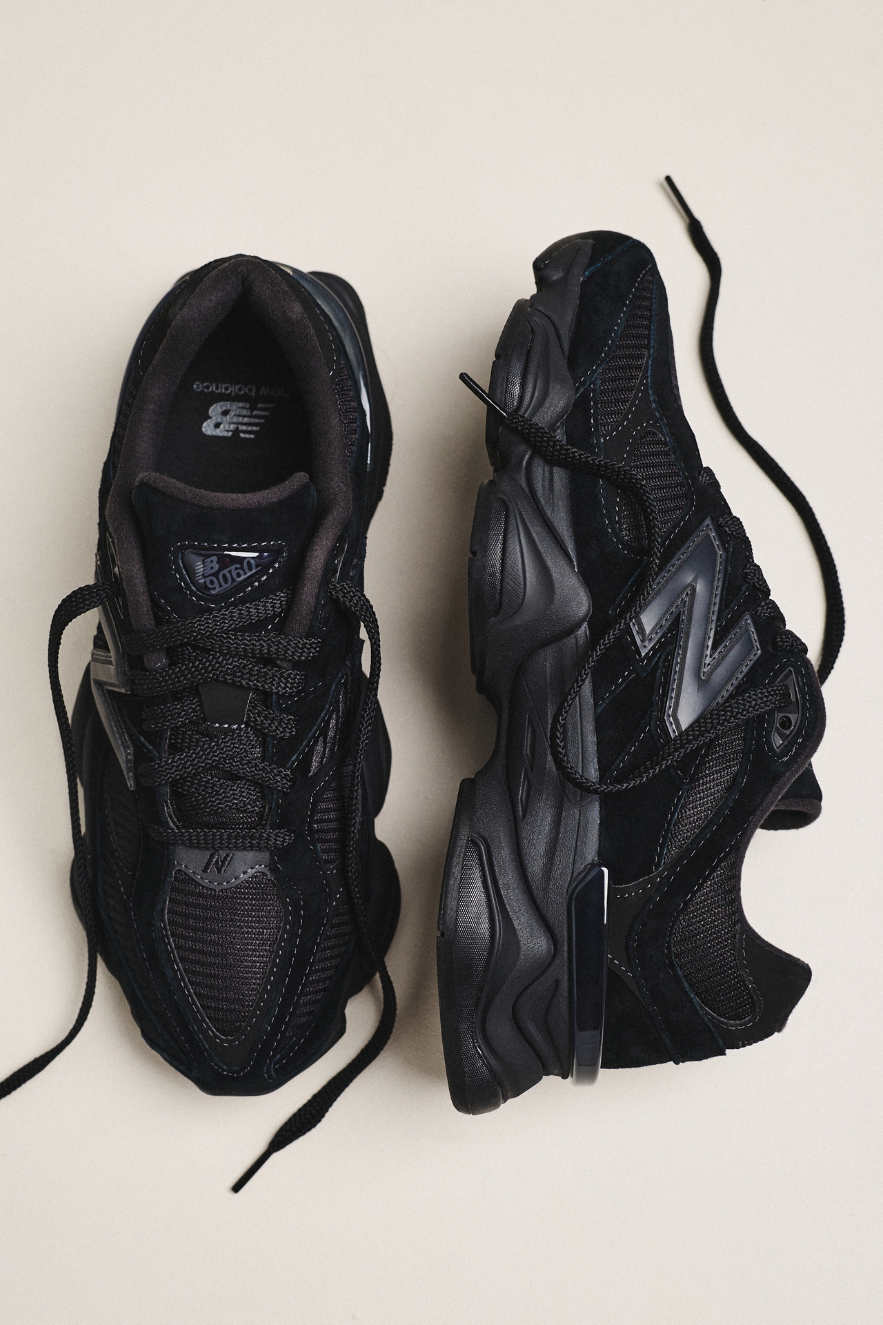 New Balance 9060 Sneakers