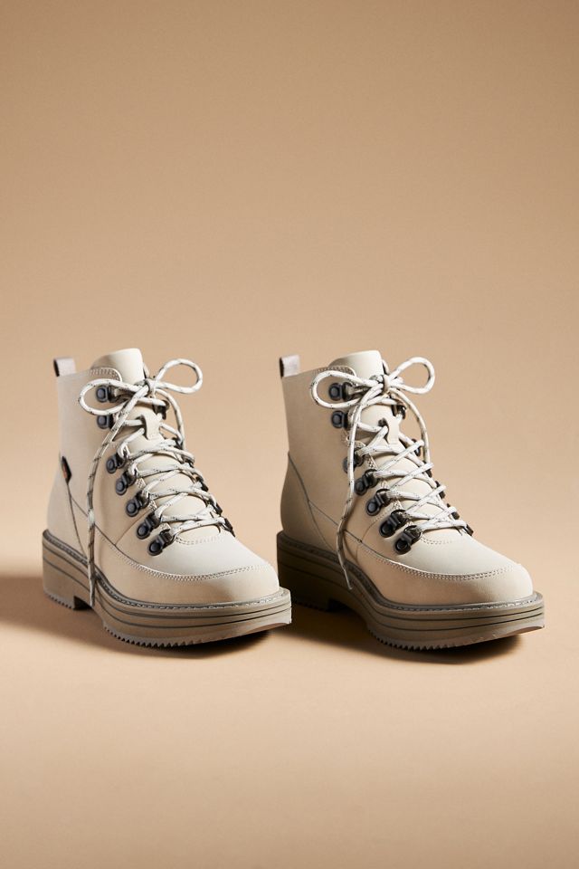 Teva Midform Boots #1