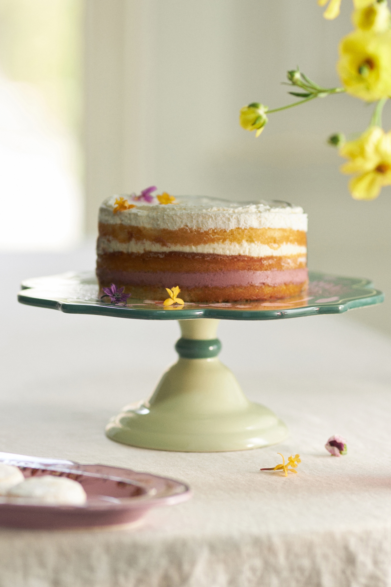 Elin Cake Stand