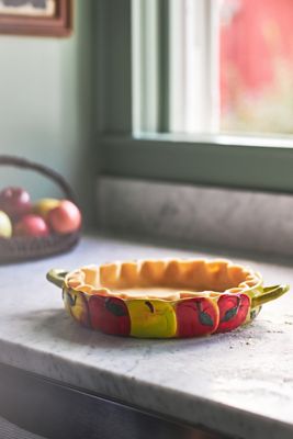 Cider Season Pie Dish