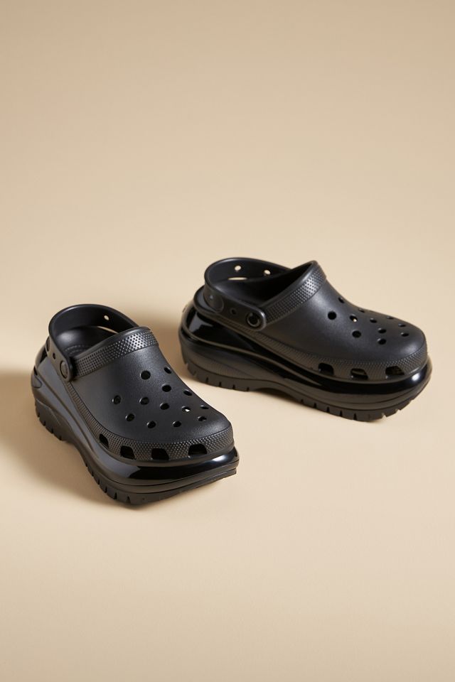 靴 CLASSIC MEGA CRUSH CLOG Mega Crush Clog - Crocs