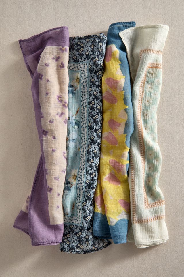 Watercolor Daisies Bandana #2
