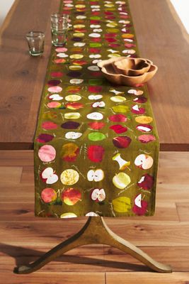 Apple Picking Table Runner