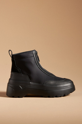 Hunter Explorer Zip Ankle Flatform Boots In Black