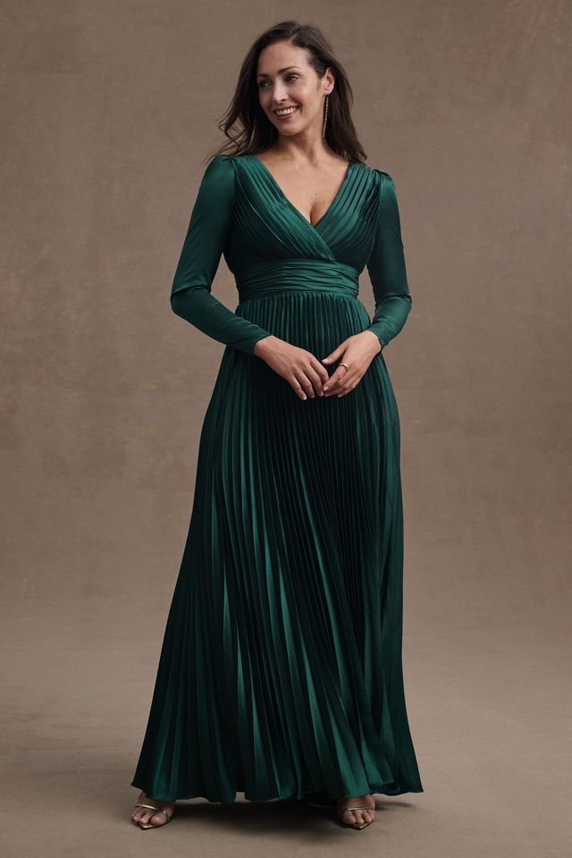 Anthropologie ★ Mac Duggal Pleated Deep-V Empire-Waist Gown Mac Duggal Pleated Flutter-Sleeve Deep-V Lace-Up Gown