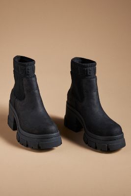 UGG Brooklyn Chelsea Boots