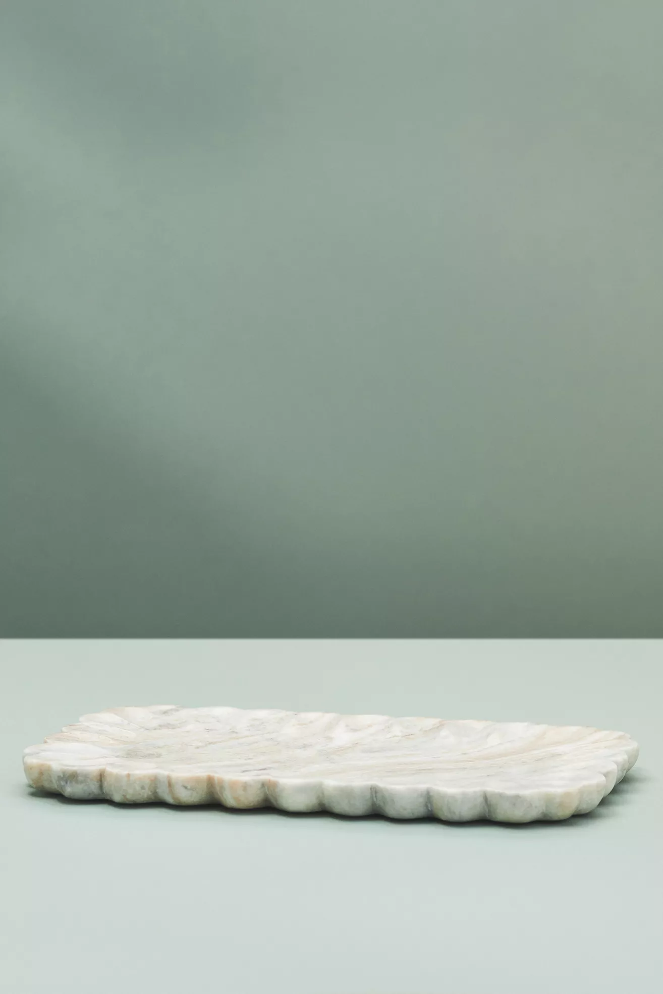 Marble Scalloped Tray - thumbnail 4