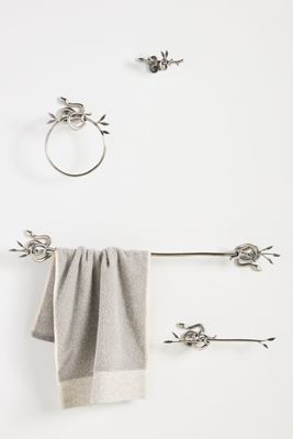 Serpentine Towel Bar