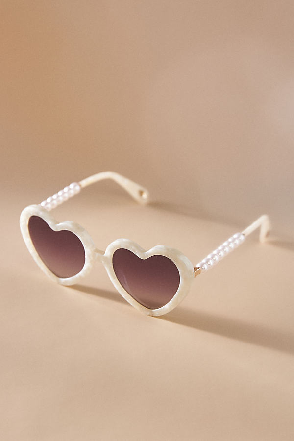 Lele Sadoughi Sweetheart Sunglasses In White