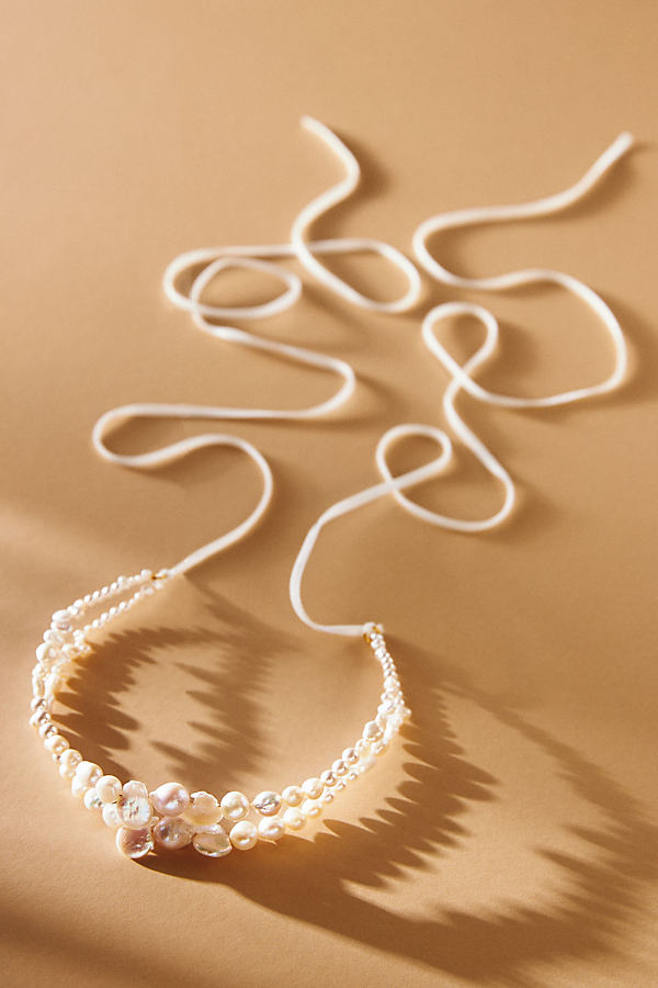 A.b. Ellie Baroque Wavering Necklace In White