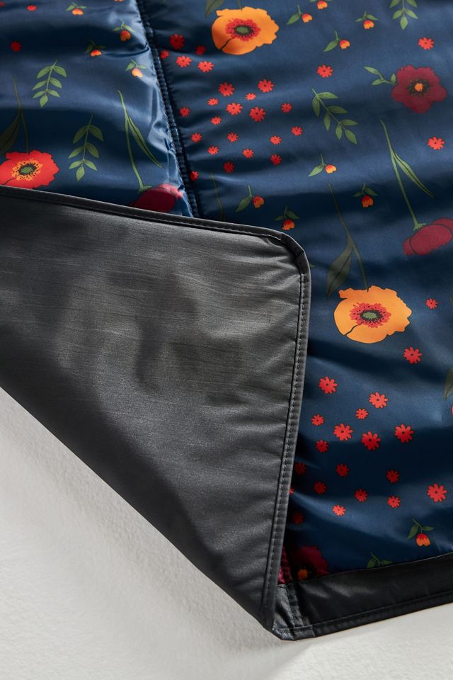 Packable Outdoor Blanket #1
