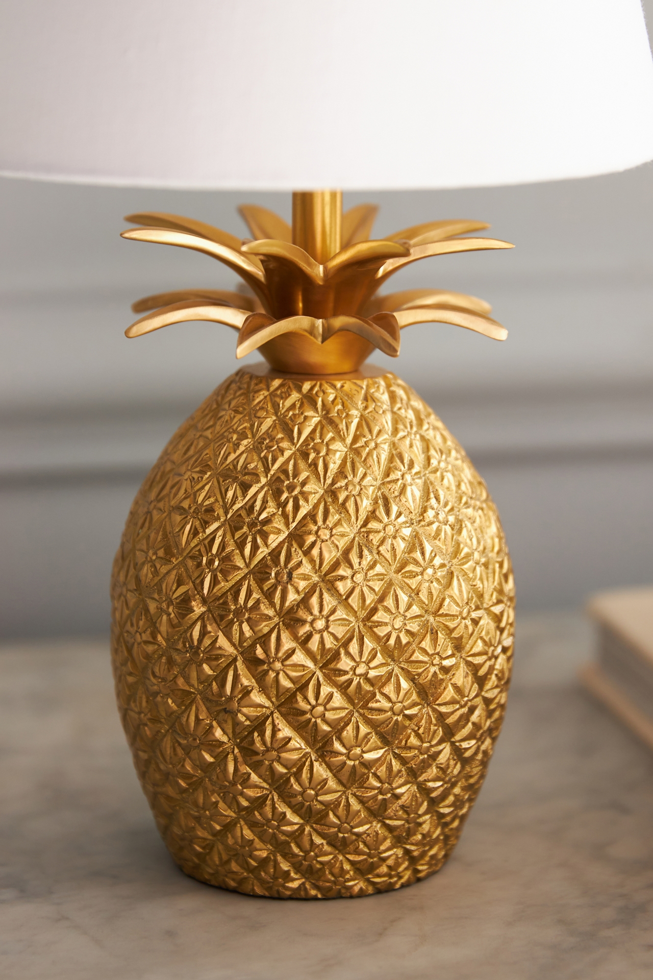 Mini Pineapple Table Lamp